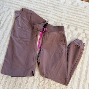 Figs Brown Scrub Top